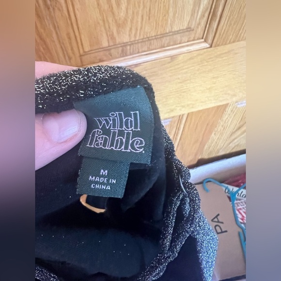 Wild Fable - Metallic Silver & Glitter Cropped Tank Top - Picture 2 of 3